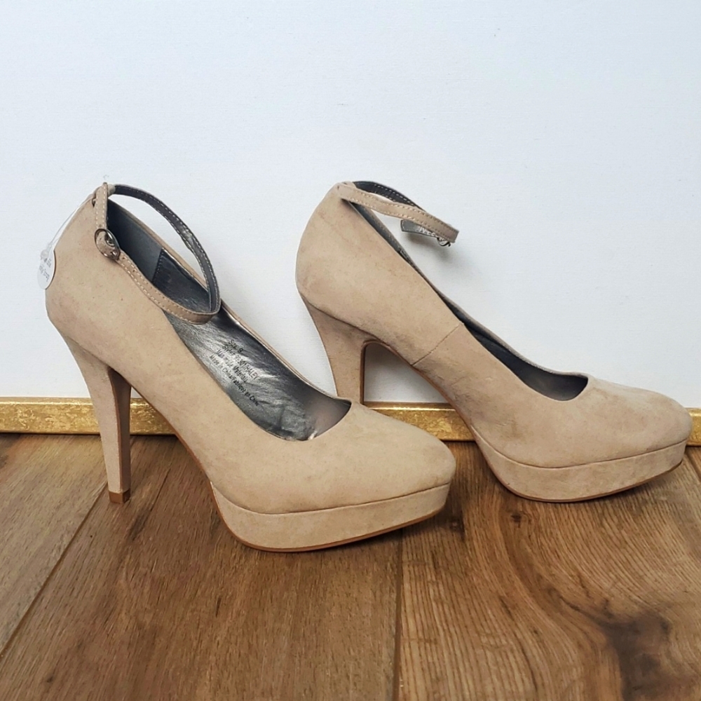 Maurice's Heels 👠